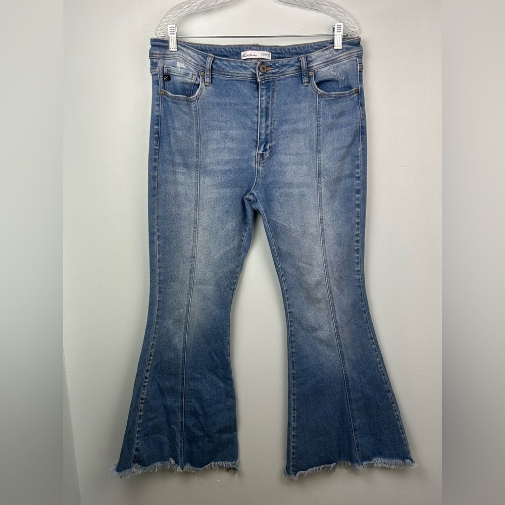 KanCan™ Flare High Rise Front Seam Jeans Retro Raw Hem Sz 32 or Junior 17